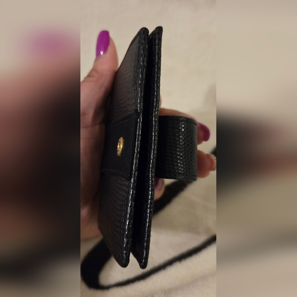 💯 Authentic Salvatore Ferragamo Dark Blue Lizard Embossed Leather Vara Compact - Picture 15 of 15